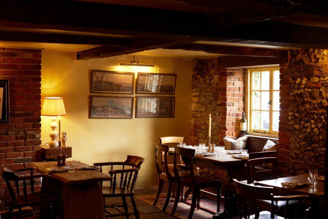 The Queen'S Head Broad Chalke Exterior foto